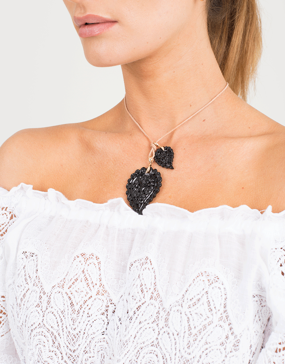 TAMARA COMOLLI-Small Onyx Carved India Pendant-ROSE GOLD