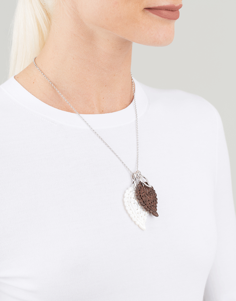TAMARA COMOLLI-Large Mother Of Pearl Carved India Pendant-WHITE GOLD