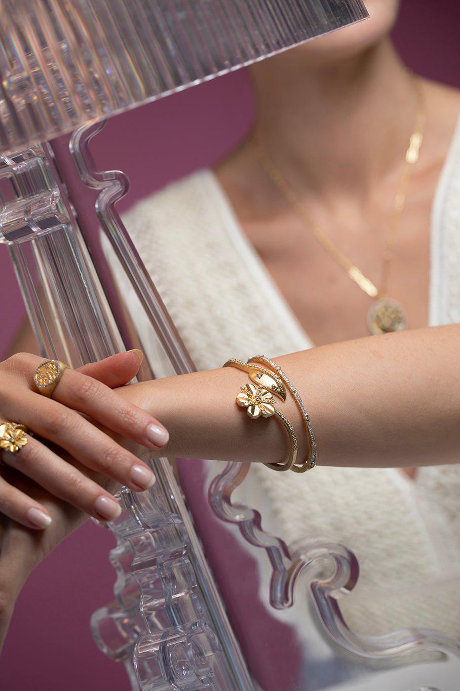 TANYA FARAH-Jasmine Bloom Tala Flower Leaf Wrap Bangle-YELLOW GOLD