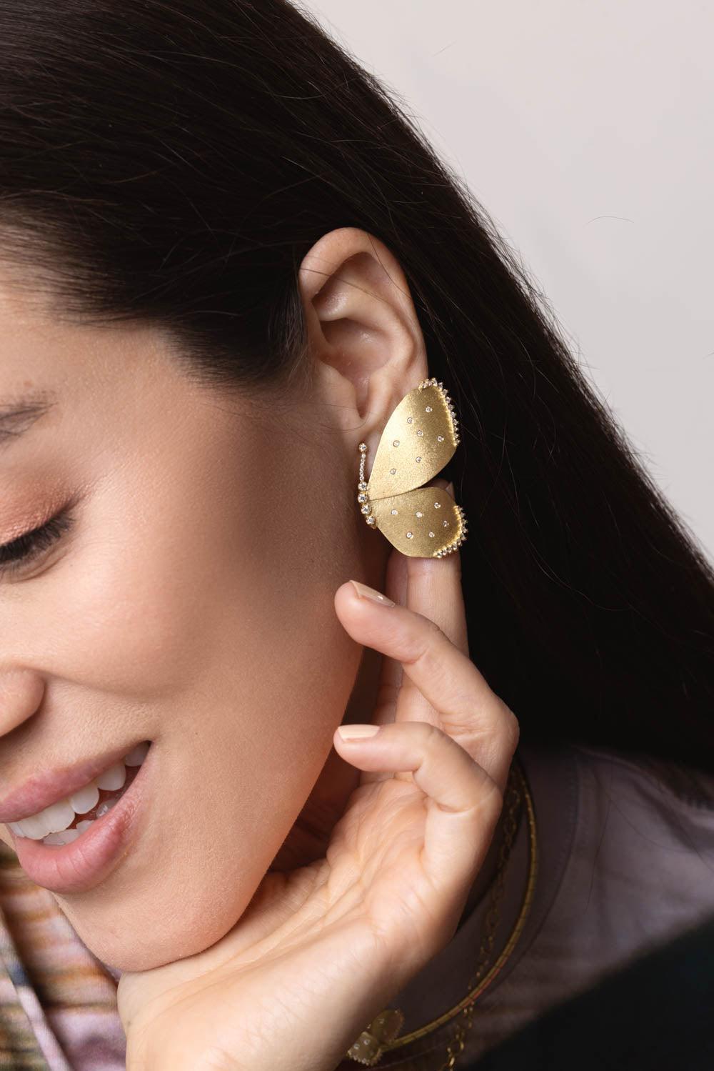 TANYA FARAH-Large Scattered Diamond Butterfly Half Wing Earrings-YELLOW GOLD