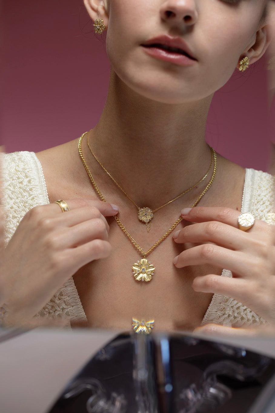 TANYA FARAH-Diamond Flower Pendant Necklace-YELLOW GOLD
