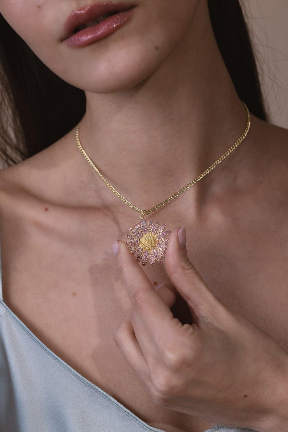 TANYA FARAH-Diamond Daisy Center Pendant-YELLOW GOLD