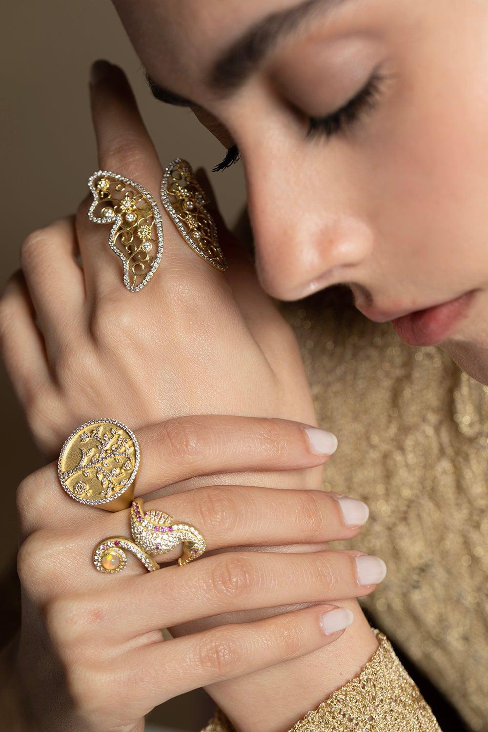 TANYA FARAH-Tree Of Life Diamond Signet Ring-YELLOW GOLD