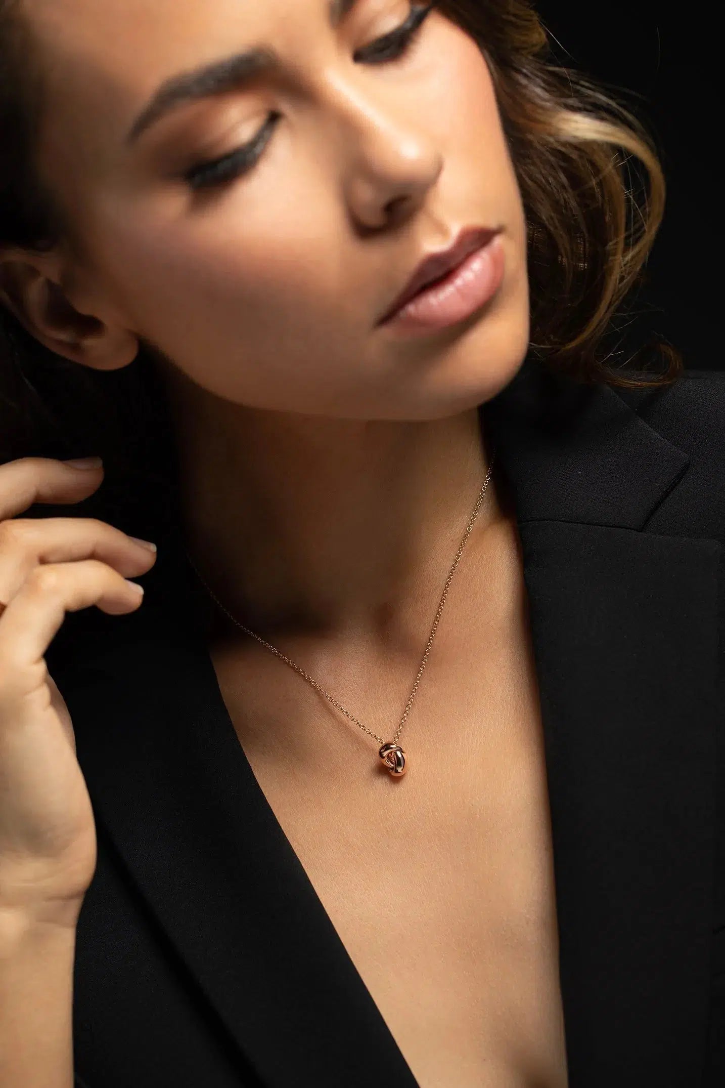 THE LOVE KNOT BY CORALIE-Knot Necklace-ROSE GOLD