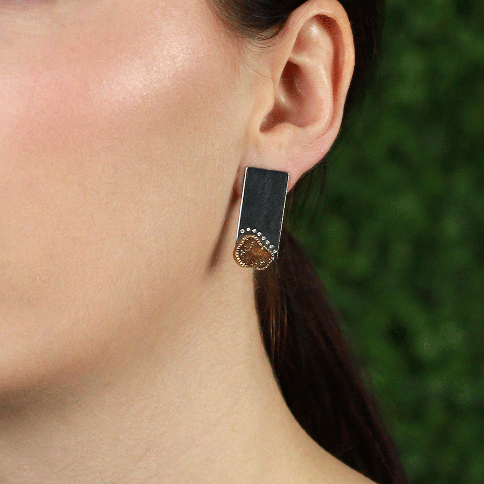 TODD REED-Raw Diamond Bar Earrings-SILVER