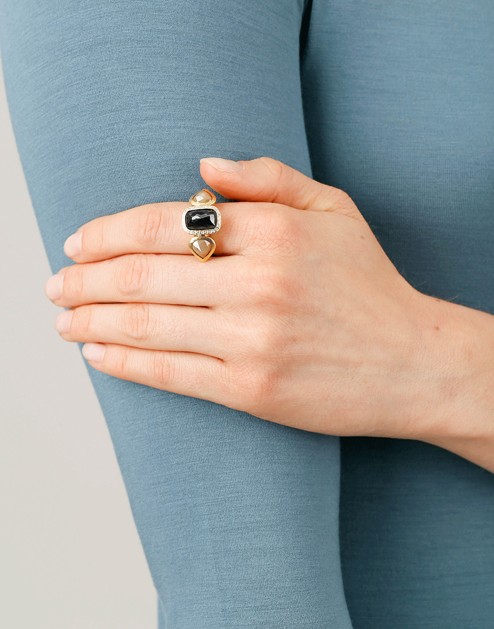 TODD REED-Three Stone Ring-YELLOW GOLD