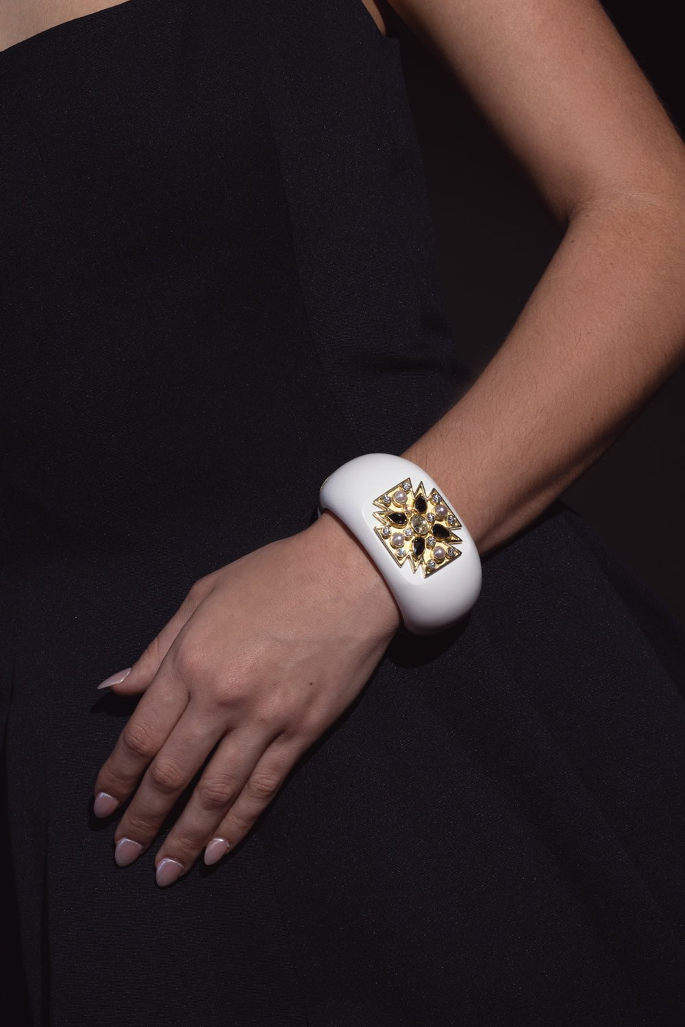 VERDURA-White Maltese Cross Cuff-YELLOW GOLD