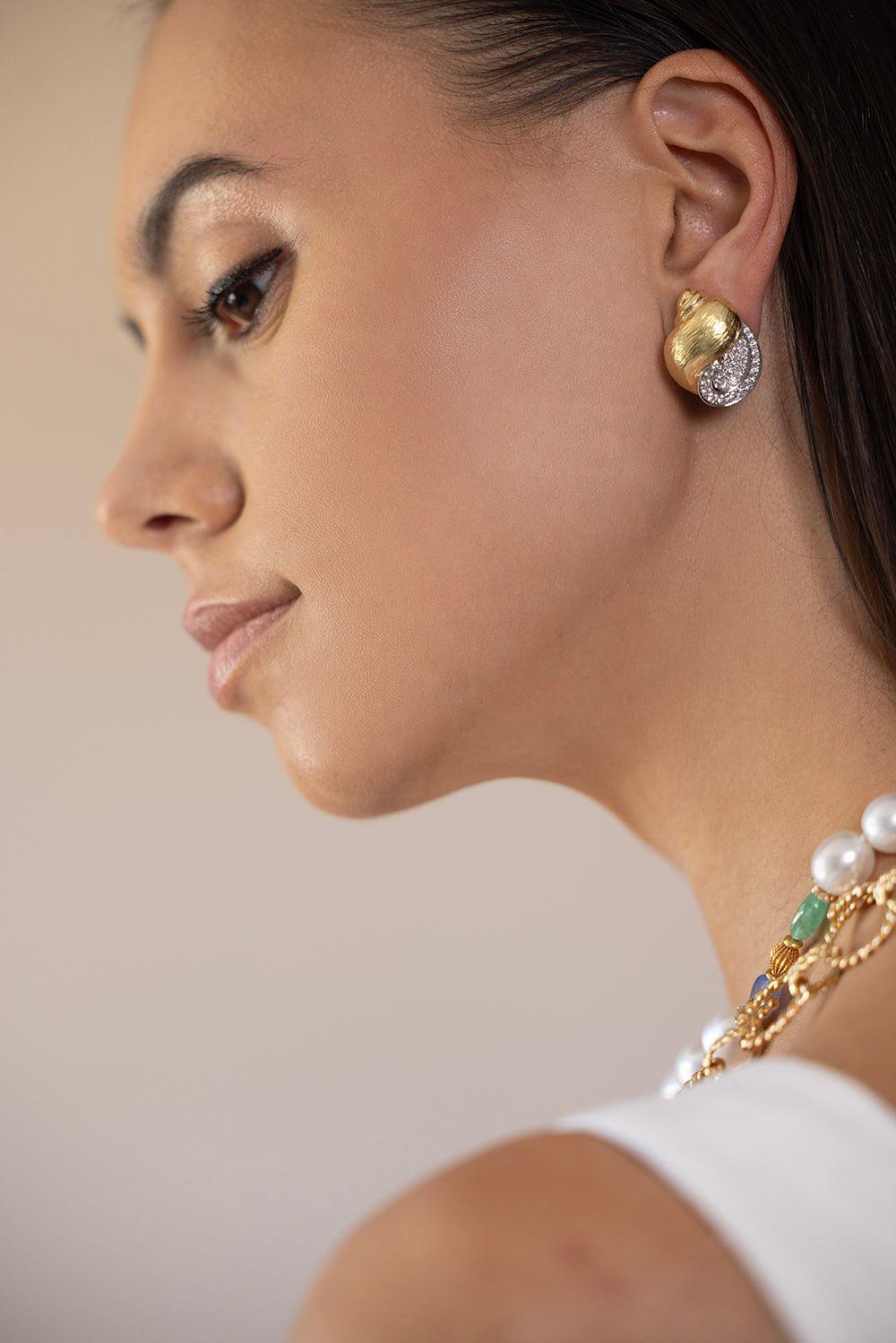 VERDURA-Turban Shell Earrings-YELLOW GOLD