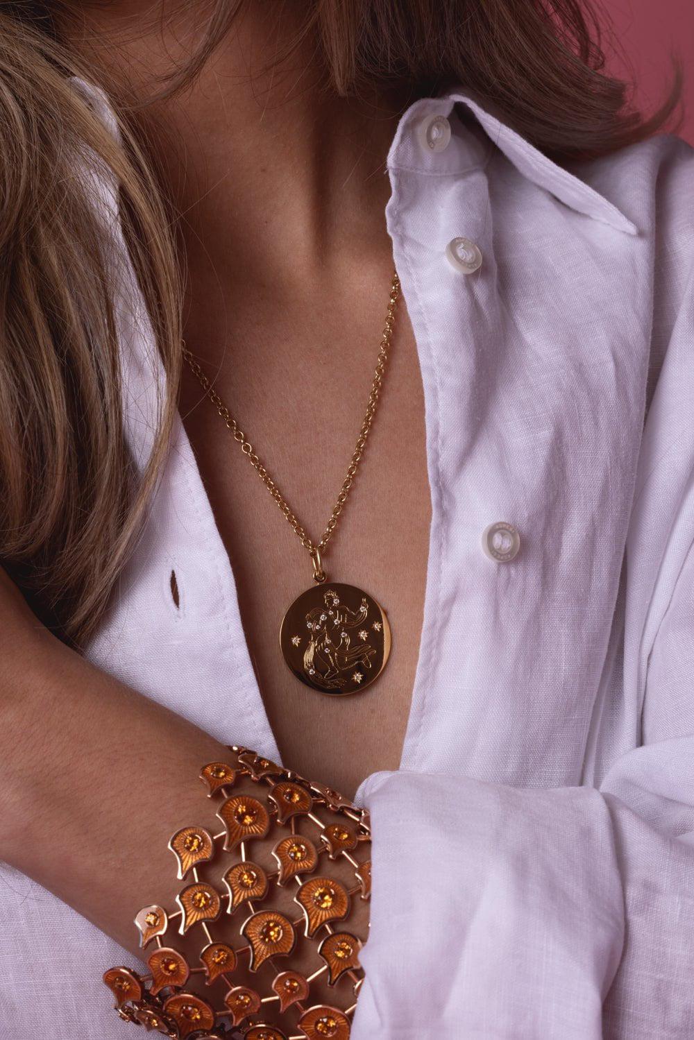 VERDURA-Aquarius Pendant Necklace-YELLOW GOLD