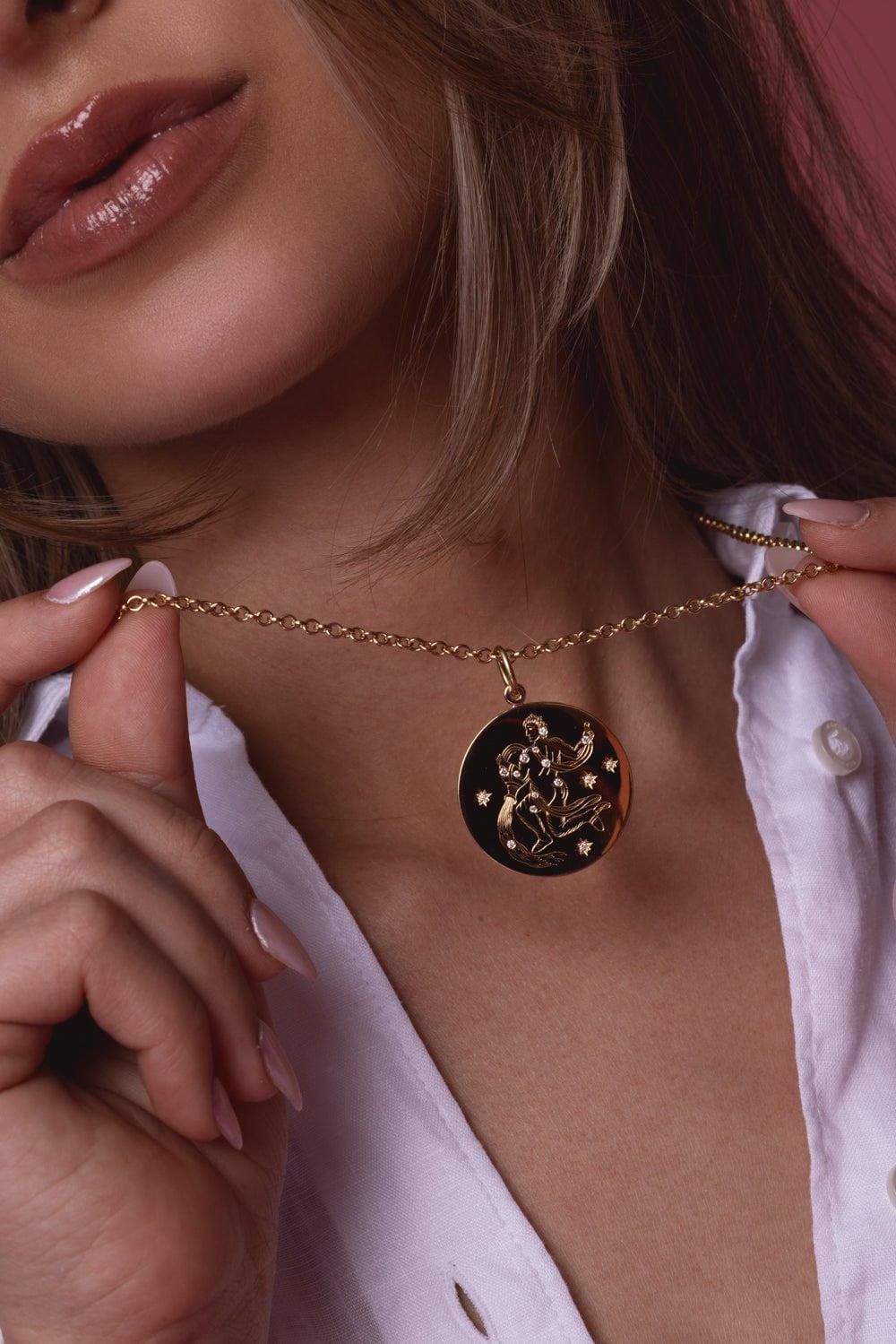 VERDURA-Aquarius Pendant Necklace-YELLOW GOLD