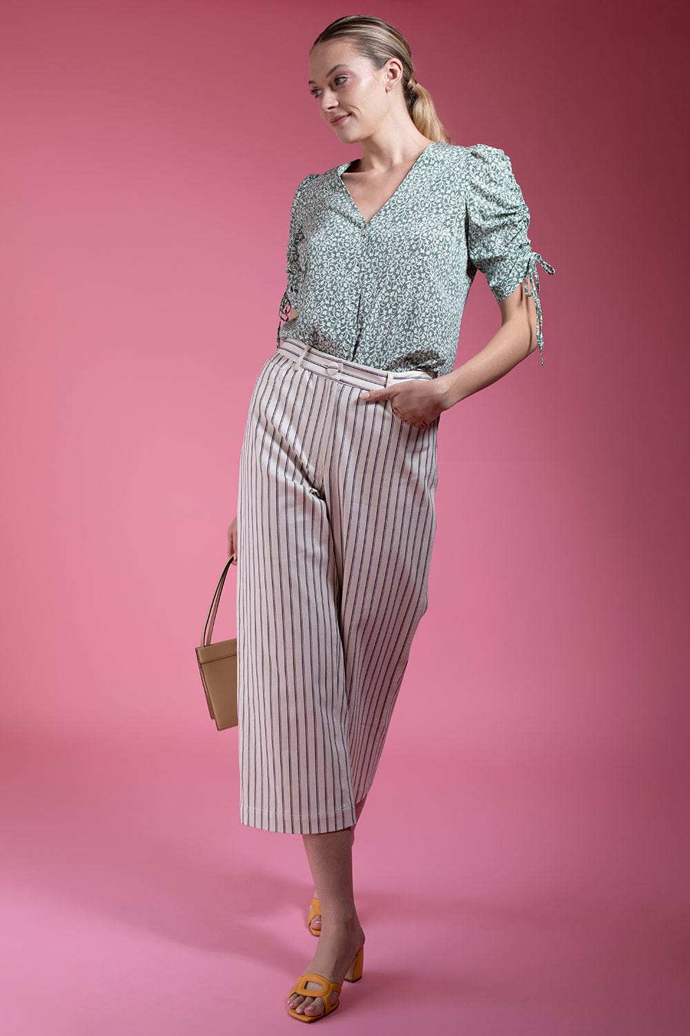 VERONICA BEARD-Ennie Top-