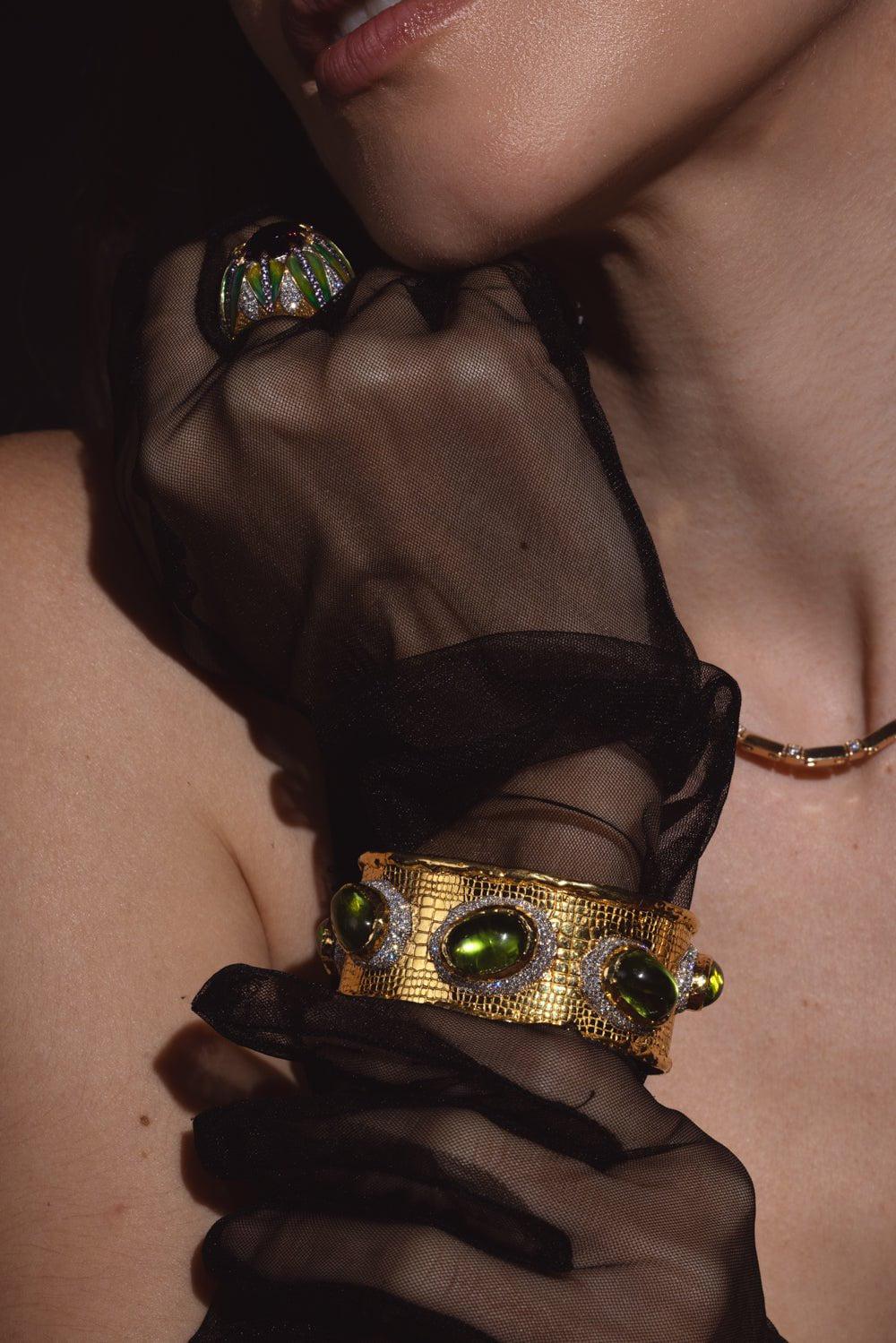 VICTOR VELYAN-Peridot And Diamond Cuff-YELLOW GOLD