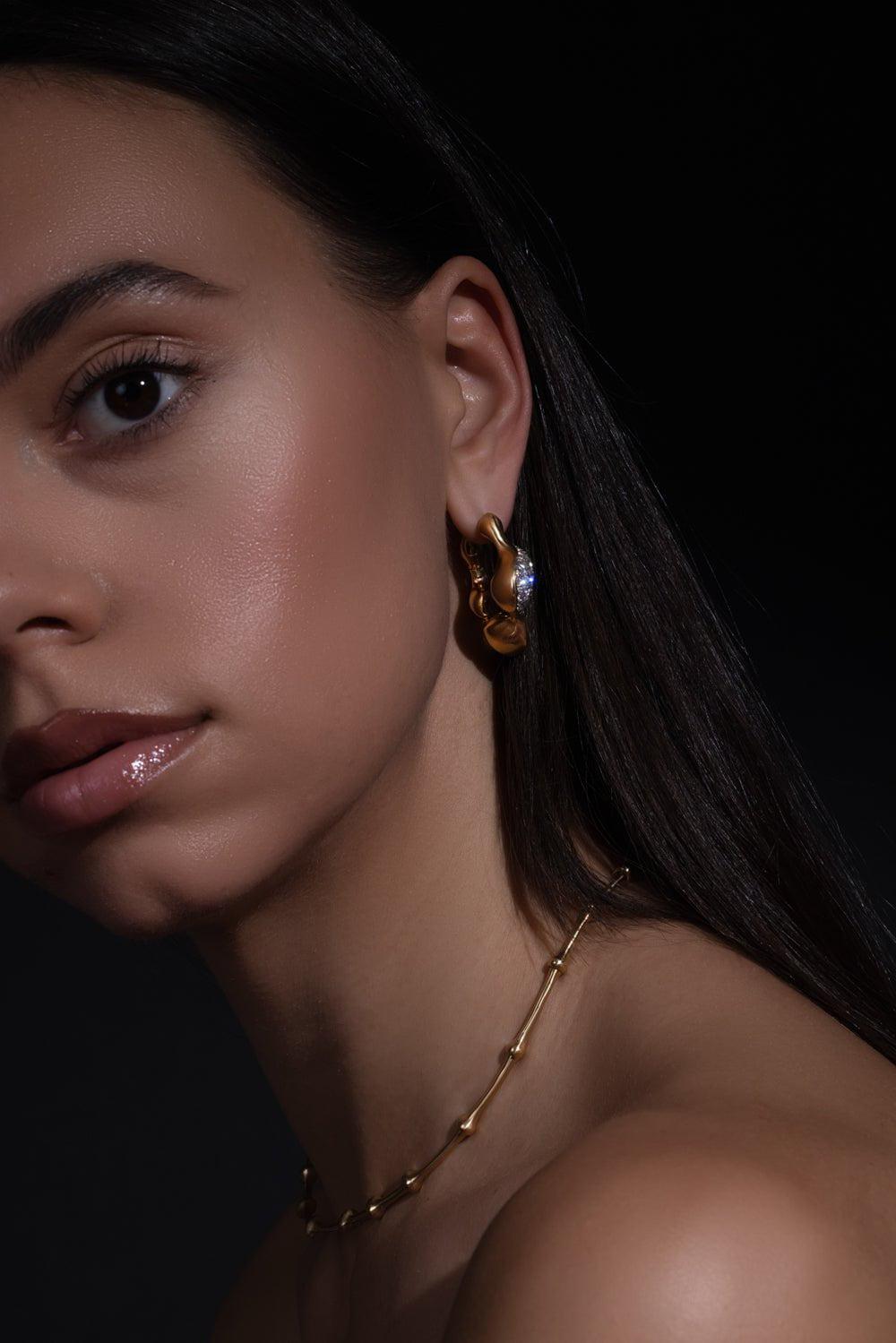 VRAM-Caryn Hoop Earrings-YELLOW GOLD