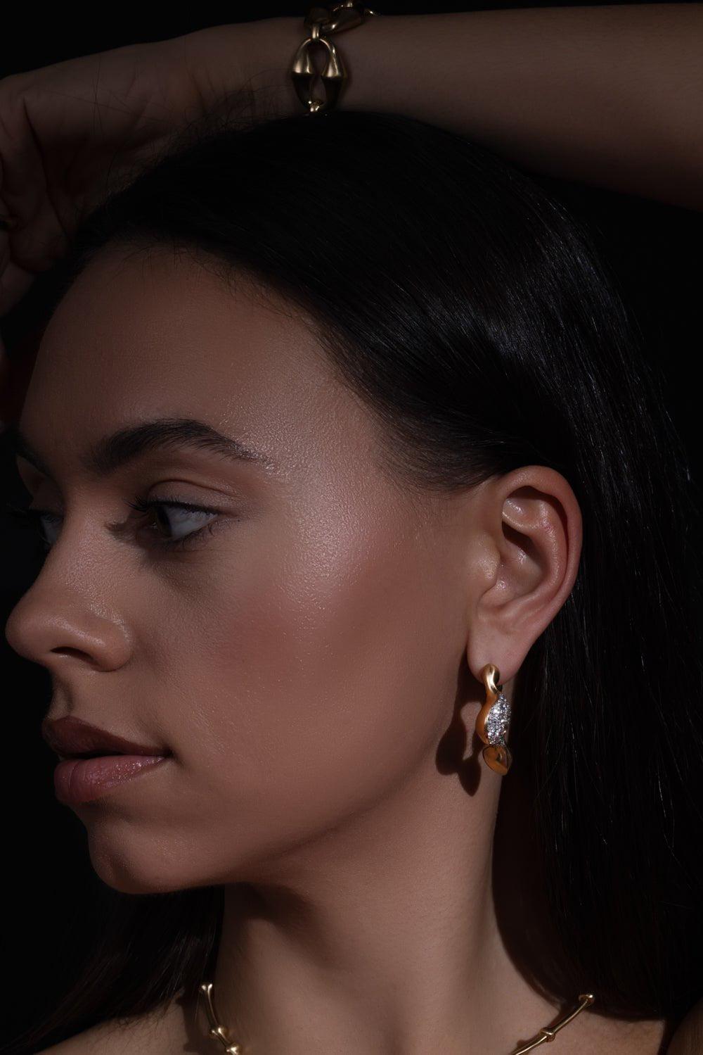 VRAM-Caryn Hoop Earrings-YELLOW GOLD