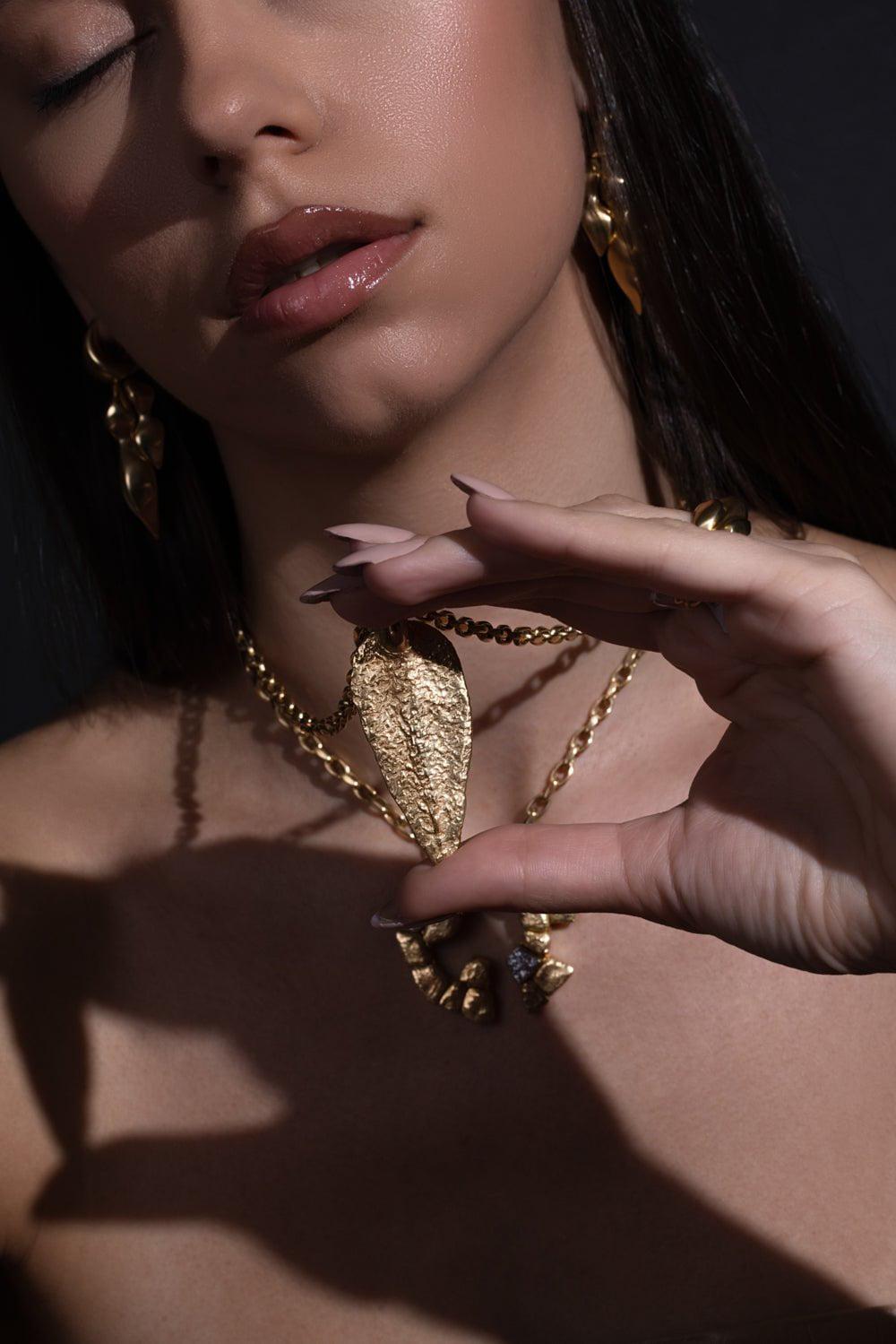 VRAM-Vyv Pendant-YELLOW GOLD
