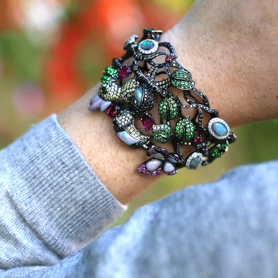 WENDY YUE-Toucan Cuff-BLACK GOLD