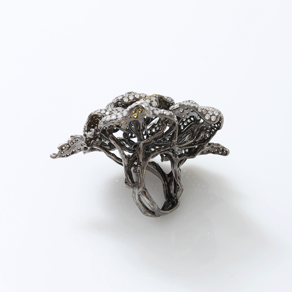WENDY YUE-Diamond Flower Ring-BLACK GOLD