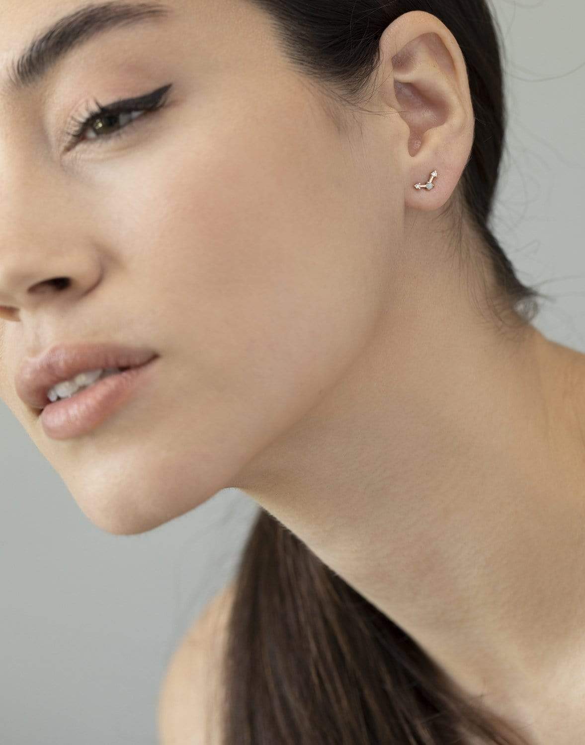 WWAKE-Mini Three-Step Point Earrings-YELLOW GOLD