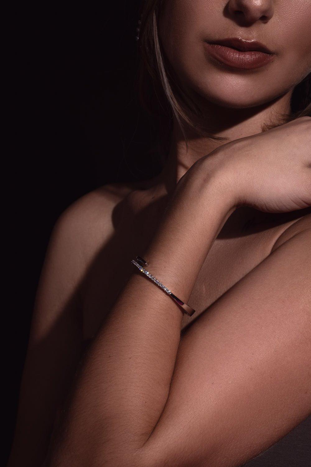 YEPREM JEWELLERY-Golden Strada Bangle Bracelet-