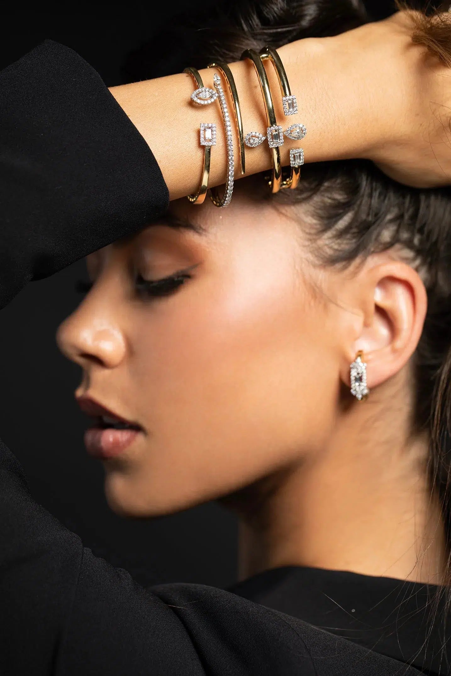 YEPREM JEWELLERY-Baguette Diamond Bangle-YELLOW GOLD